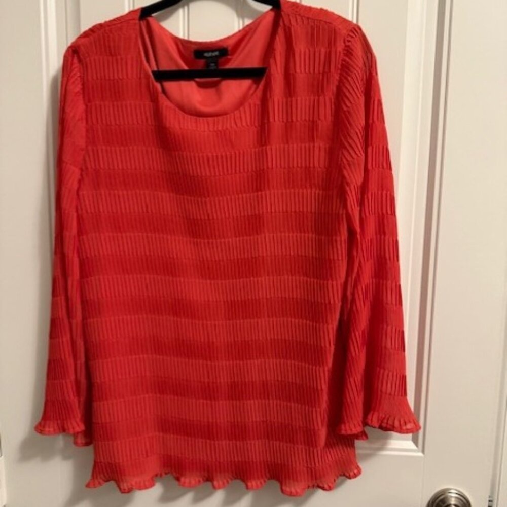 ALFANI WOMANS TOP, DEEP CORAL, LONG SLEEVE, TEXTURED RUFFLY SLEEVES & HEM XXL